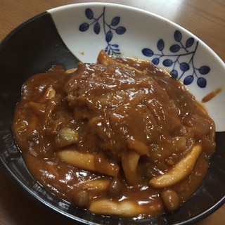 煮込みハンバーグ